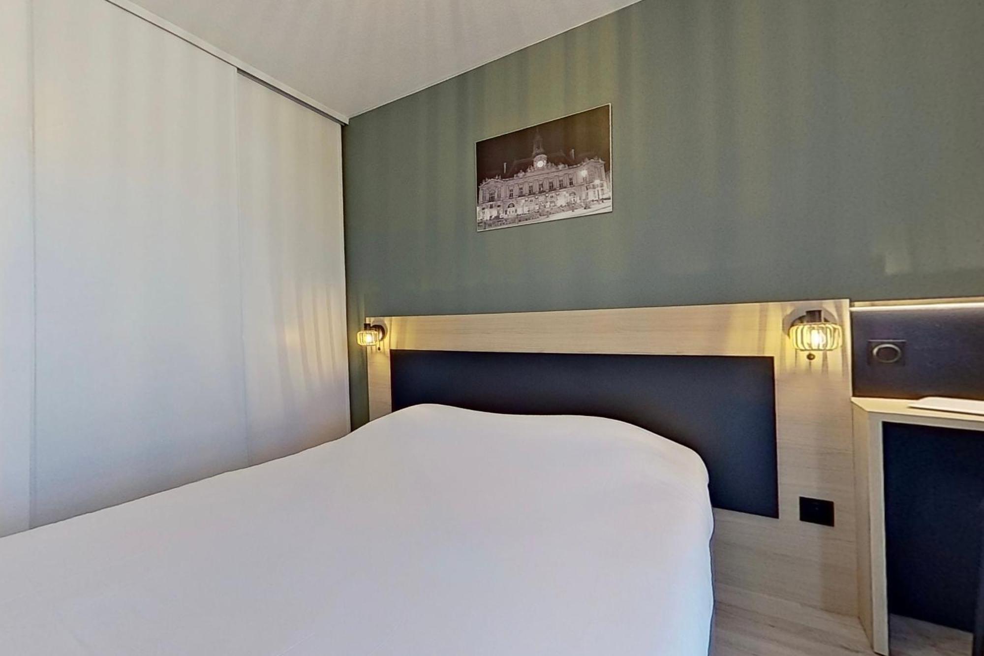 Aparthotel City Residence Tours